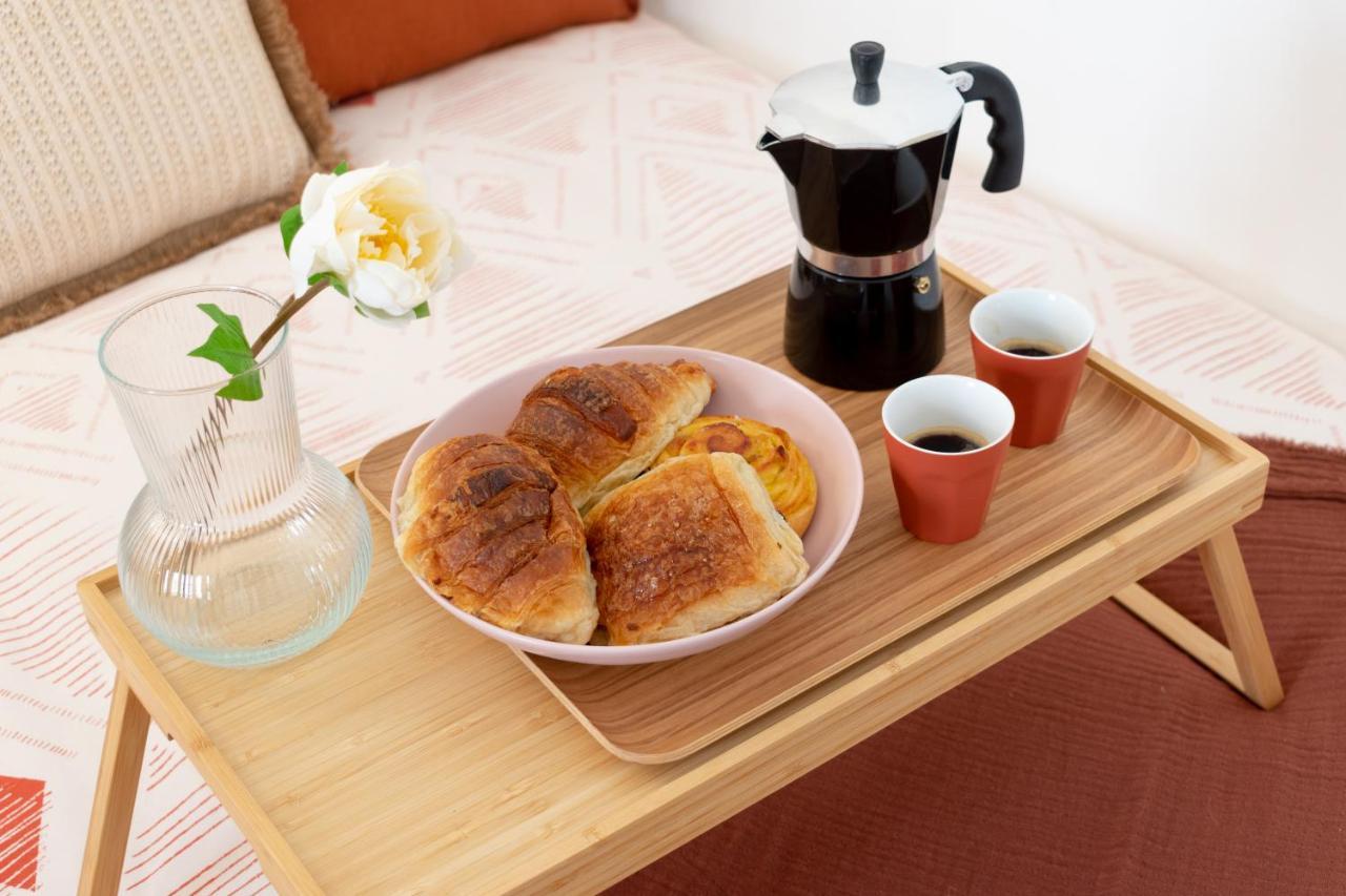 Cosy Et Comfort Studio Equipe A Clichy 5 Min Metro Εξωτερικό φωτογραφία